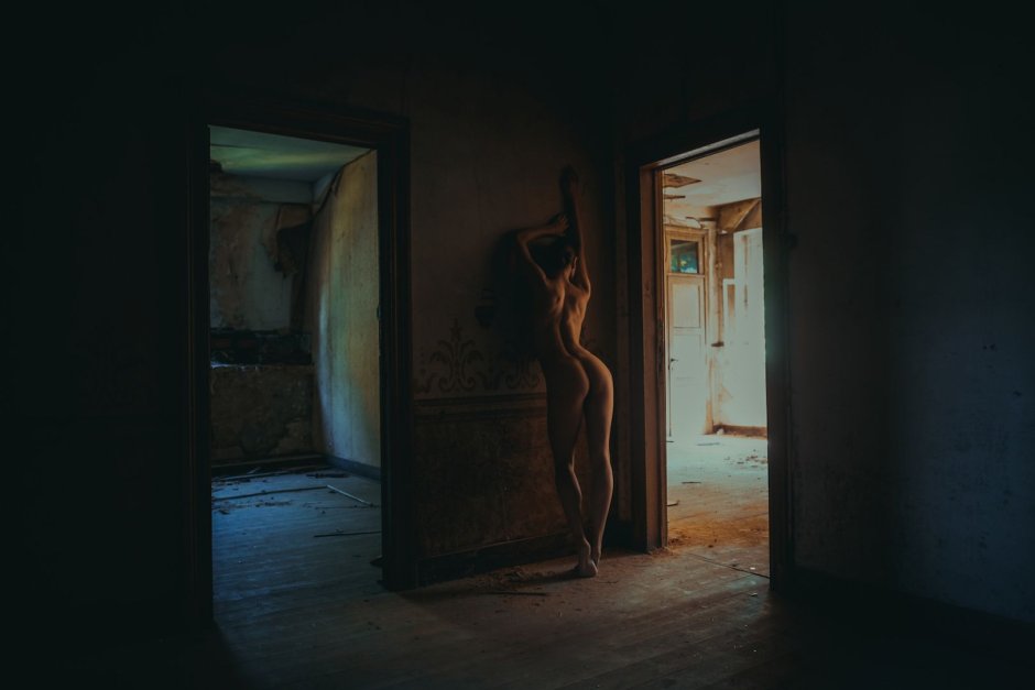 Erotic photo shoot in an abandoned building