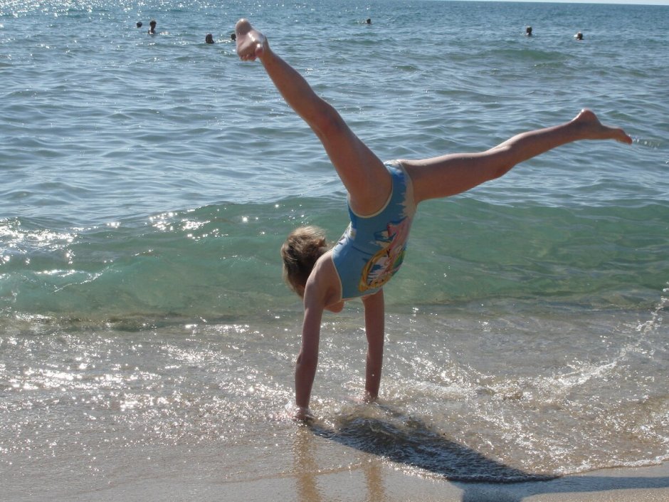 Gymnasts at sea girls