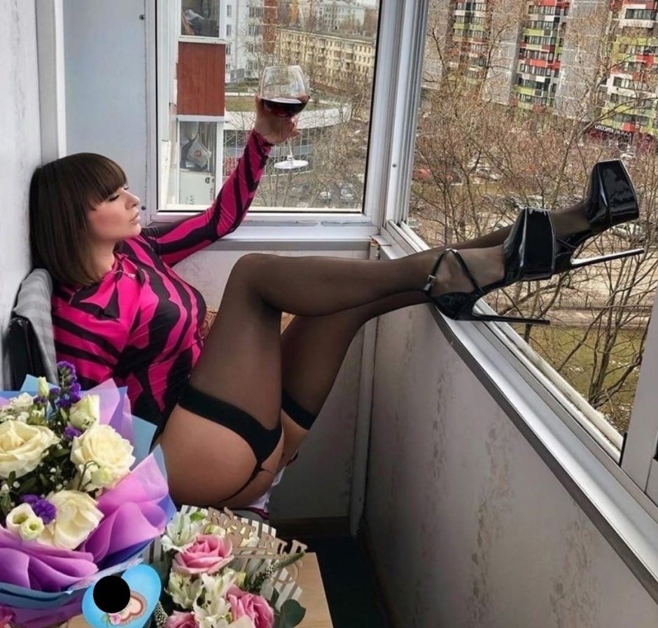Ero Private in stockings on the street