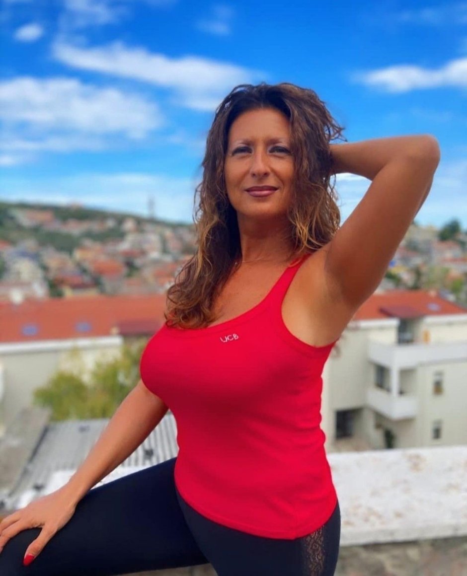 Paola pescara breasts