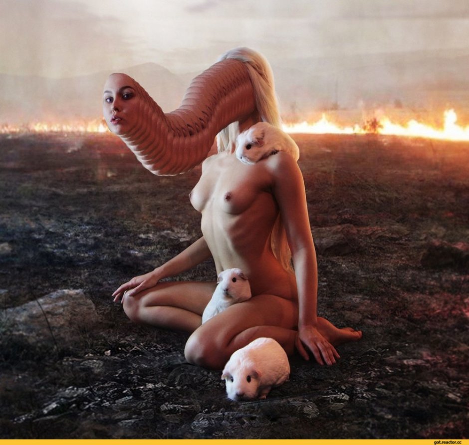 Daenerys Targaryen with dragons naked