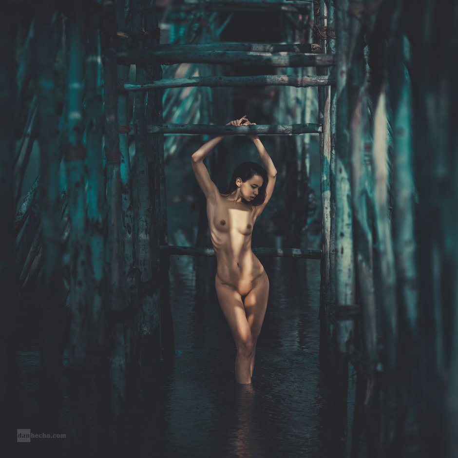 Photographer Dan Hyo - Helga - Erotic