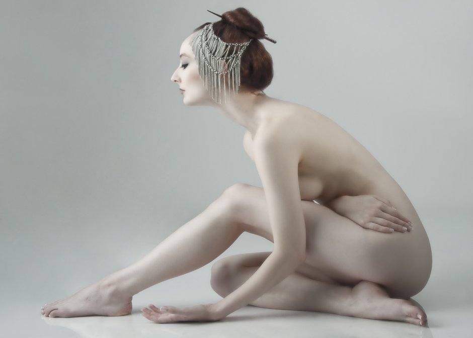 Pose Artistic Nude Photography by Sphelious Spar
