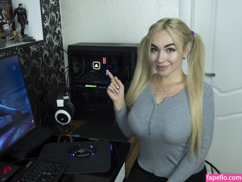 Anna Kostenko Stolen photos