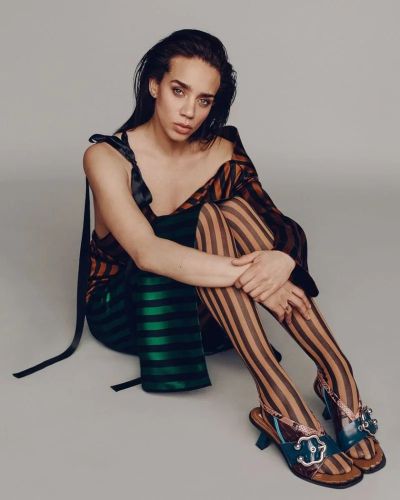 Naked Hannah John Kamen