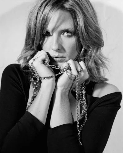 Naked Kelly Reilly
