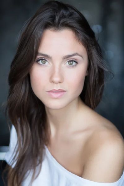 Naked Poppy Drayton
