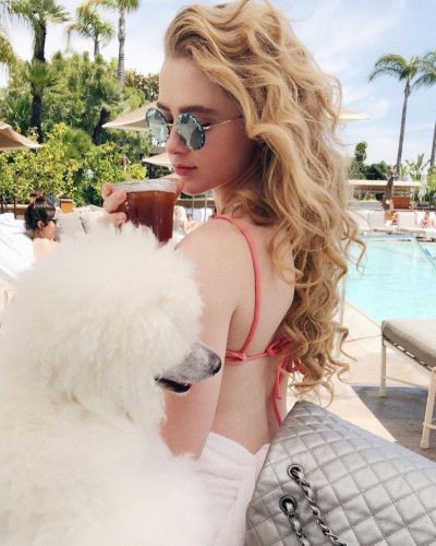 Kathryn Newton Naked