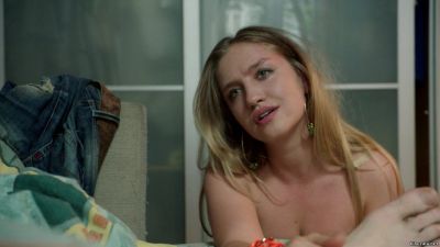 Naked Linda Tabagari