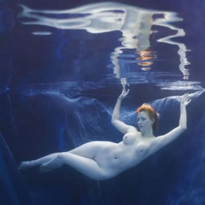 Naked Mermaids Underwater