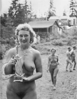 Old Nudists Photos