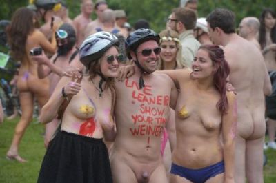 Topless Festival Girls