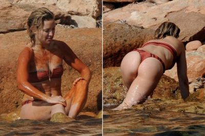 Kate Mckinnon Breasts