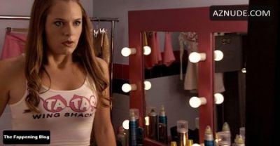 Maggie Lawson Ass