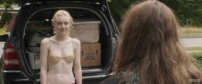 Nude Dakota Fanning Breasts