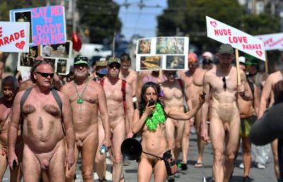 China Nudists