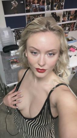 Zara Larson Nude