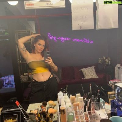 Joanna Levesque Sexy