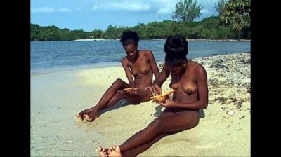 Nude Beach Black