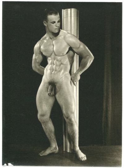 Boxer Nude