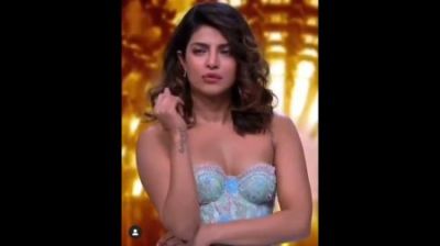 Nude Priyanka Ares