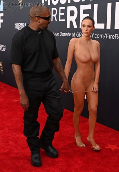 Nude Red Carpet