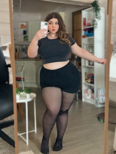 Nude Zanah Marie