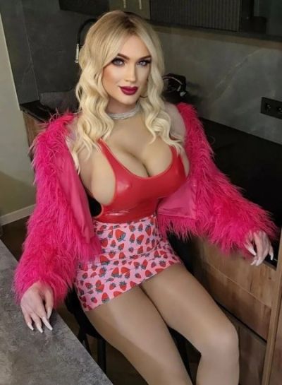 Jeanne Pink Lazareva