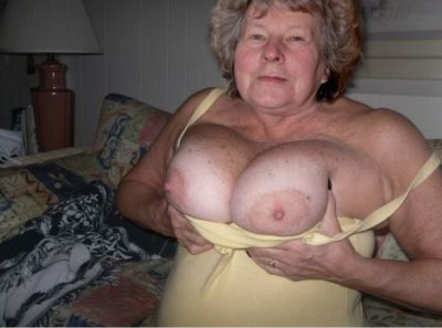 Big older tit woman