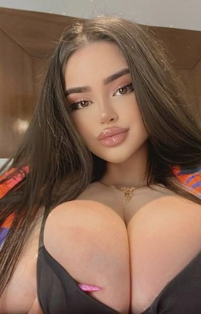 Metic nude