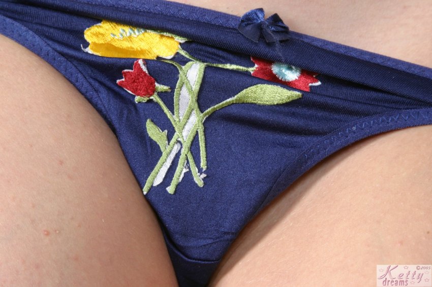 Трусики женские