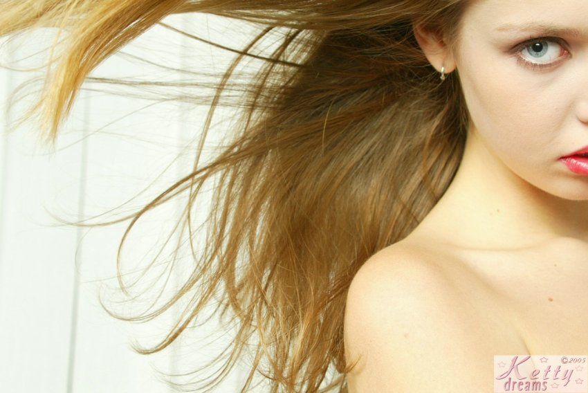 Светлые волосы