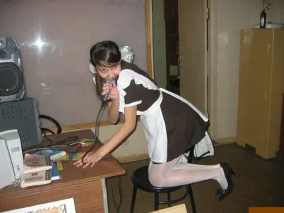 Голые женщины в советской школьной форме