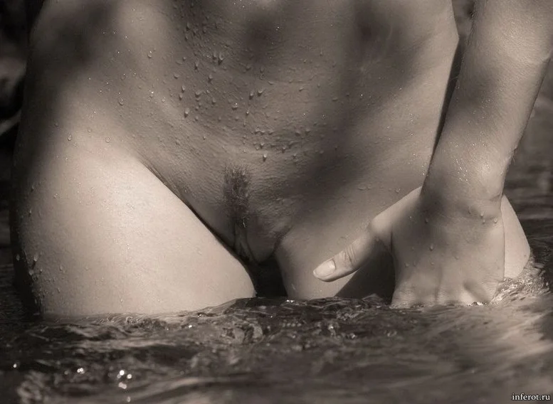 Голышом девушки