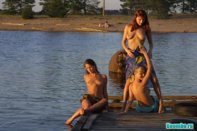 Голые девки