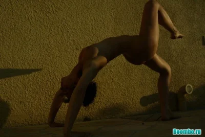 Голые йога