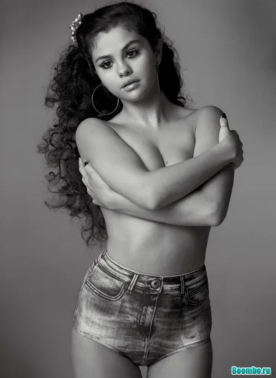 Селена гомес топлесс