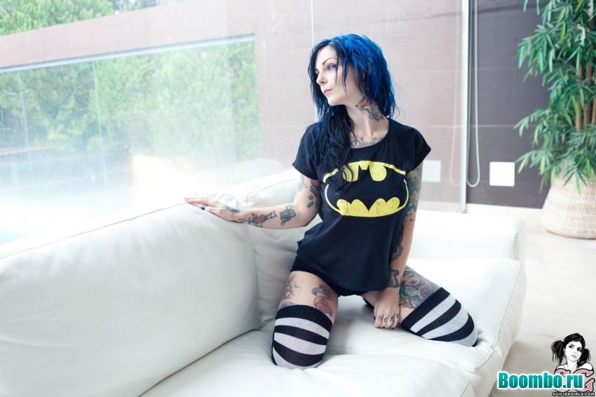 Девушки с татуировками