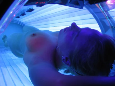 Голая susana spears в солярии