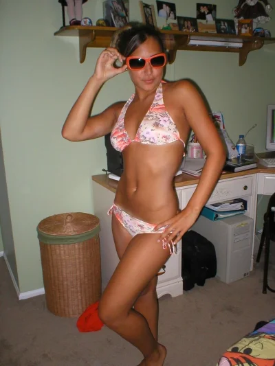 В купальниках частное