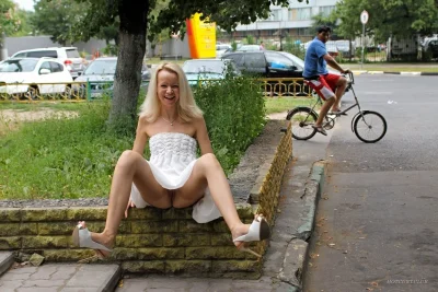 Засвет под юбкой