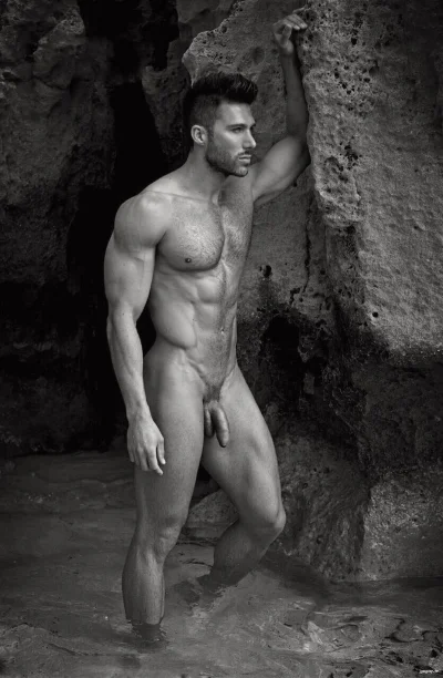 Накаченные мужчины