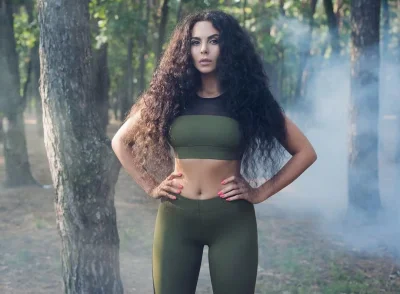 Настя каменских