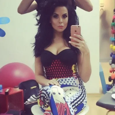 Настя каменских поправилась