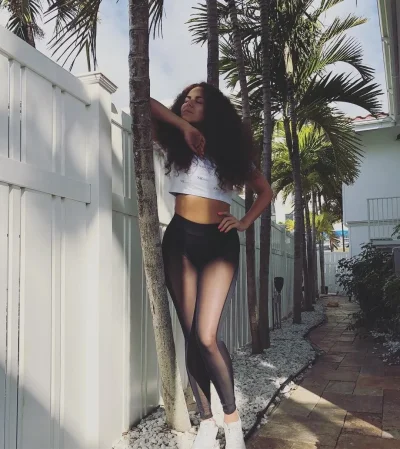 Настя каменских горячее