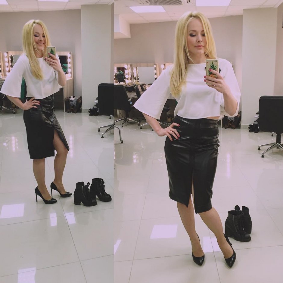 Женская юбка из экокожи