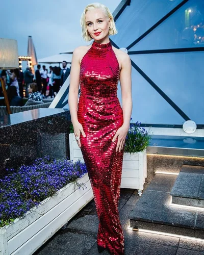 Полина гагарина на фабрике звезд