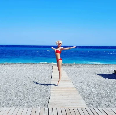 Полина гагарина в купальнике