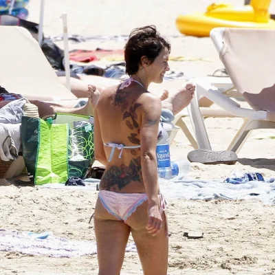 Лина хиди бикини