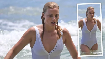 Марго робби в купальнике